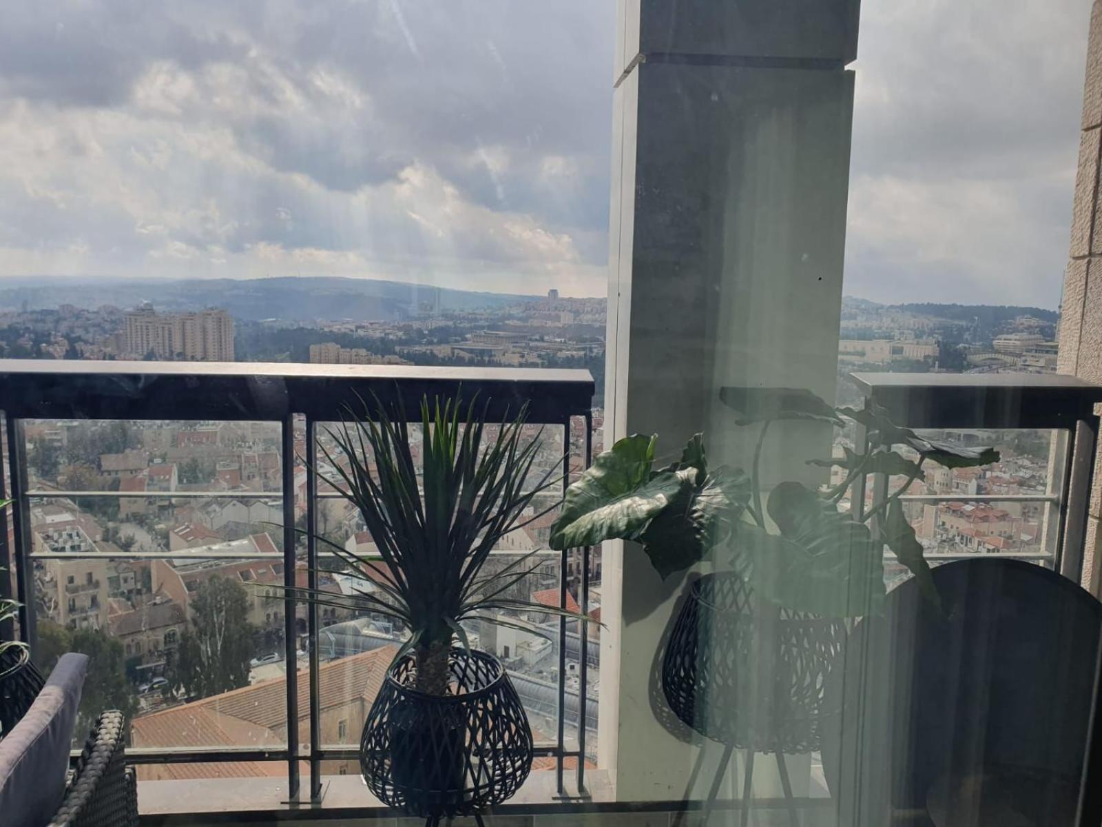 ירושלים Jtower Royal Suites - Alefimmoed מראה חיצוני תמונה