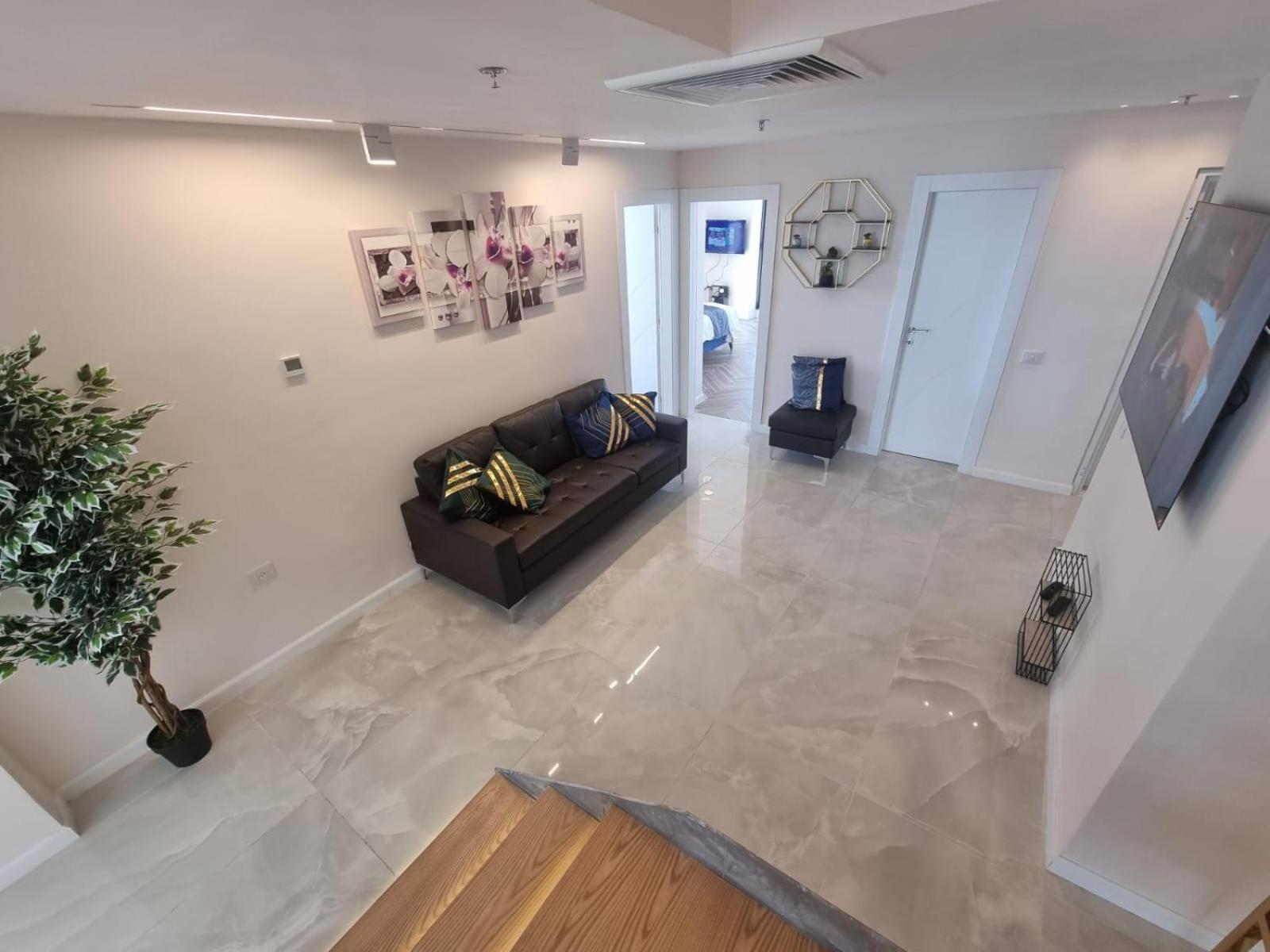 ירושלים Jtower Royal Suites - Alefimmoed מראה חיצוני תמונה